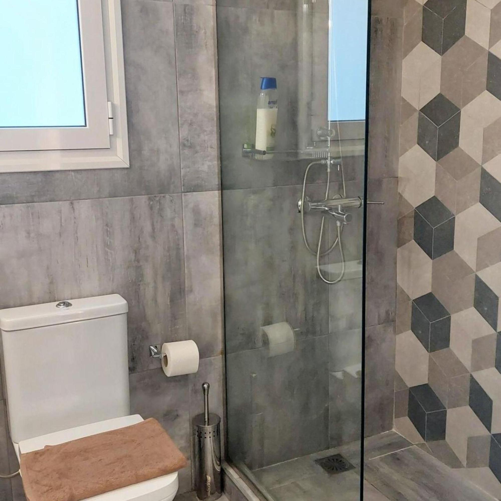 Elegant Apartment In Plaka Афины Экстерьер фото