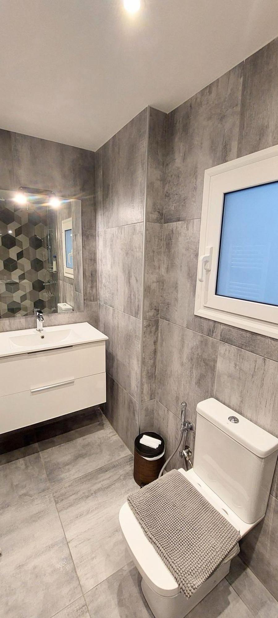 Elegant Apartment In Plaka Афины Экстерьер фото